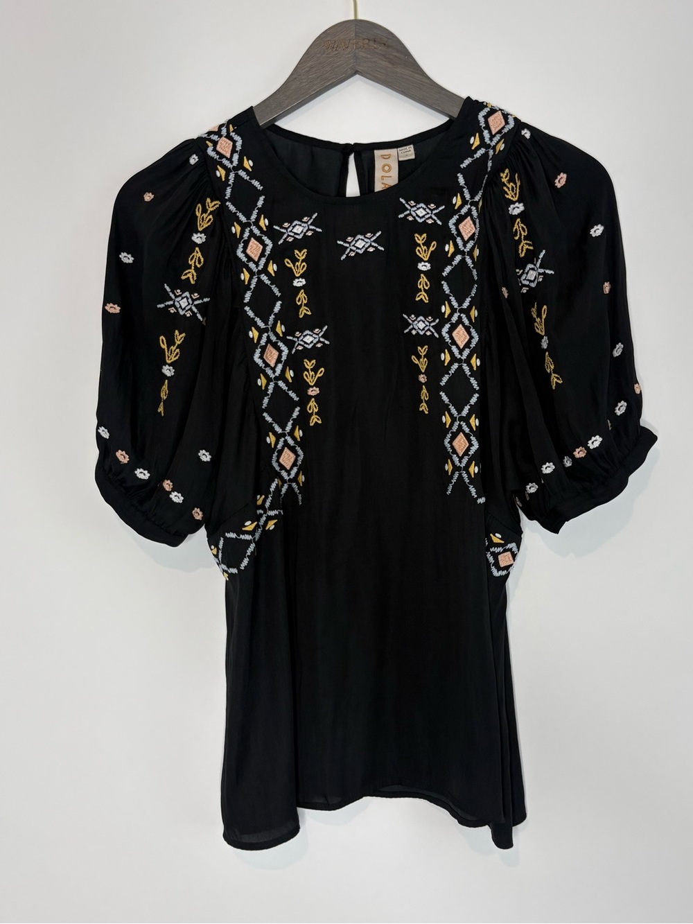 Anthropologie Dolan Women’s Black Embroidered Boho Puff Sleeve Top Festival